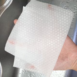 부직포나라 중금속유해물질ZERO 뜯어쓰는 주방 일회용수세미 60매 2매 — 5점을 준 리뷰어가 2022년 9월 올린 사용 사진