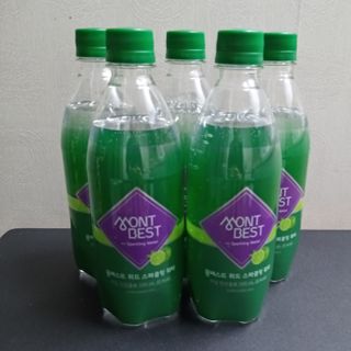 몽베스트 Montbest with Sparkling water Lime20병 — 4.5점을 준 리뷰어가 2021년 10월 올린 사용 사진