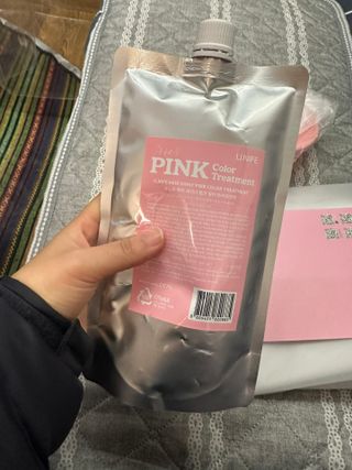 [유니프] 헤어 샤이니 핑크 컬러 트리트먼트 500g — 5점을 준 리뷰어가 2023년 12월 올린 사용 사진