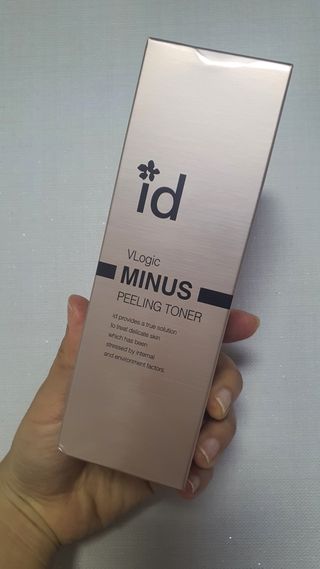 아이디플라코스메틱 아이디 브이로직 마이너스 필링 토너 110ml — 4점을 준 리뷰어가 2022년 5월 올린 사용 사진