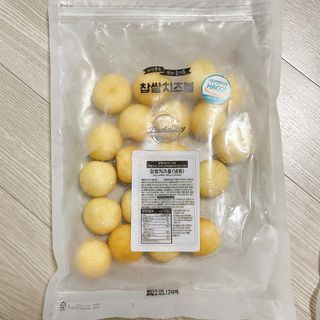 Dog&Ball 독앤볼 [Dog&Ball] 미니찹쌀볼도그 찹쌀치즈볼 — 4.5점을 준 리뷰어가 2021년 9월 올린 사용 사진