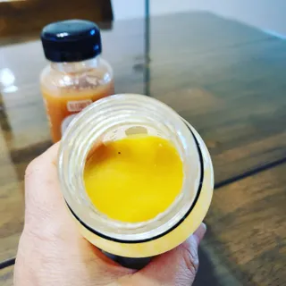 BLENDY'S 핑크 스무디+블론디 스무디 — 5점을 준 리뷰어가 2022년 4월 올린 사용 사진