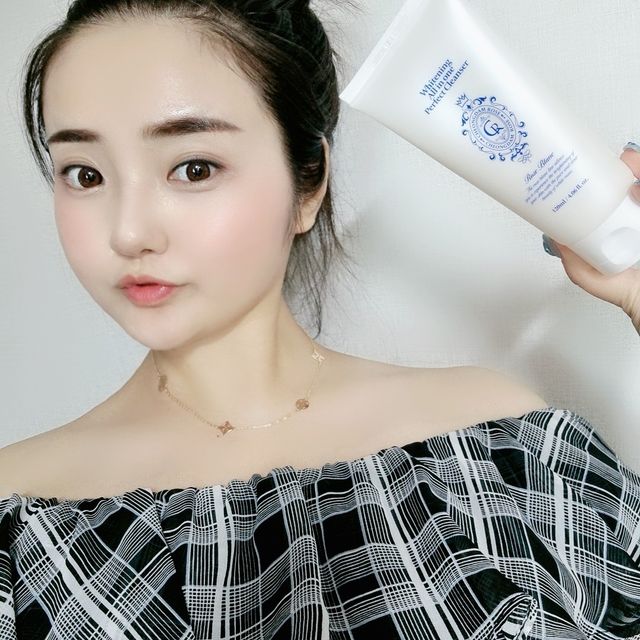 청담로즈 로즈블랑 화이트닝 올인원 퍼펙트 클렌저 리뷰 사진