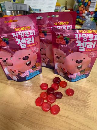 [팔도] 잔망루피젤리 믹스베리맛 42g 8개 — 5점을 준 리뷰어가 2022년 2월 올린 사용 사진