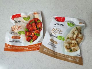 굽네몰 [굽네] 소스가 맛있는 닭가슴살 한입 볼 2종 8팩 — 5점을 준 리뷰어가 2021년 3월 올린 사용 사진