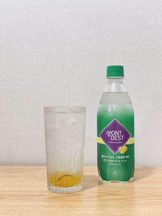 몽베스트 Montbest with Sparkling water Lemon OR Lime 20병(랜덤) — 4점을 준 리뷰어가 2022년 8월 올린 사용 사진