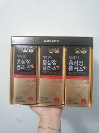 서울약사신협_투데이홍삼정플러스스틱_10g x 30포 — 5점을 준 리뷰어가 2021년 1월 올린 사용 사진