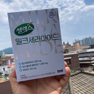 셀렉스스포츠 셀렉스 밀크세라마이드 저분자피쉬콜라겐 28포 X 1박스 — 5점을 준 리뷰어가 2021년 6월 올린 사용 사진