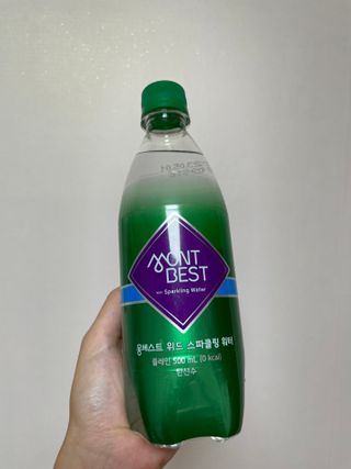 몽베스트 Montbest with Sparkling water Plain 20병 — 5점을 준 리뷰어가 2022년 7월 올린 사용 사진