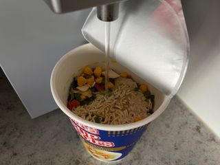 NISSIN 닛신 컵누들  4종 - 씨푸드오리지날, 씨푸드 스파이시, 씨푸드 커리, 씨푸드 XO소스 — 4점을 준 리뷰어가 2022년 12월 올린 사용 사진