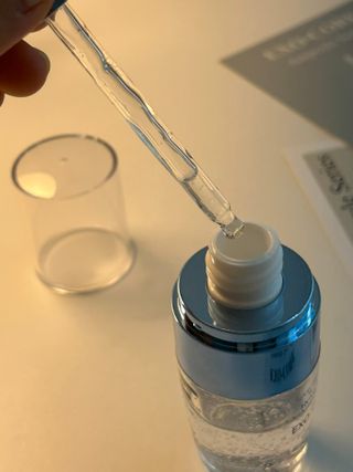 나우 [리브엠] 화해 1등 수분앰플 , 엑소코어 워터풀 텐션 앰플 — 5점을 준 리뷰어가 2023년 6월 올린 사용 사진