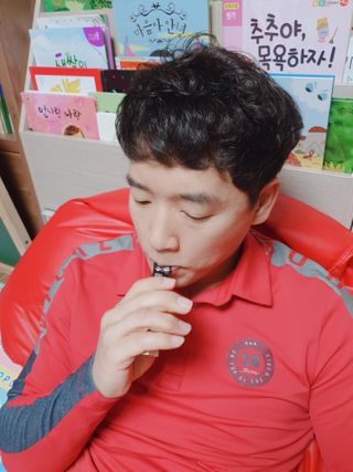 서울약사신협_투데이홍삼정플러스스틱_10g x 30포 — 5점을 준 리뷰어가 2021년 2월 올린 사용 사진