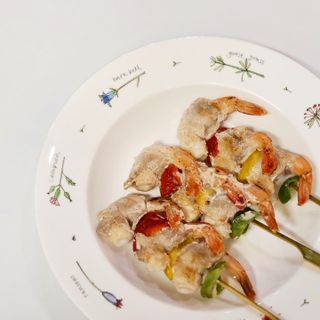[다물꼬치] 삼겹새우롤꼬치 5개입 350g  + 데리야끼소스 120g + 매운고추소스 120g — 5점을 준 리뷰어가 2021년 10월 올린 사용 사진