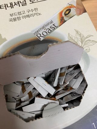 인터내셔널로스트 [인터내셔널 로스트] 호주마약커피 200T — 2점을 준 리뷰어가 2021년 9월 올린 사용 사진