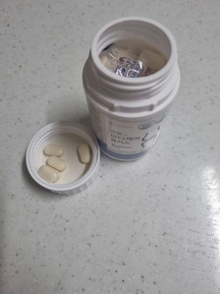 프리마인 평생 써야하는 관절의 건강을 위한 완벽설계 솔루션 관절n마디케어 플러스 120정 — 5점을 준 리뷰어가 2022년 10월 올린 사용 사진