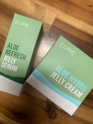 김정문알로에 큐어 큐어 알로에 리프레쉬 젤리 세럼, 큐어 알로에 하이드로 젤리 크림 — 5점을 준 리뷰어가 2021년 2월 올린 사용 사진