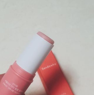 스킨큐어 산다화 카멜리아 안티 링클 멀티밤 — 5점을 준 리뷰어가 2022년 10월 올린 사용 사진
