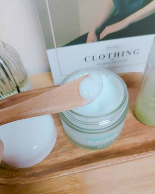 김정문알로에 큐어 큐어 알로에 리프레쉬 젤리 세럼, 큐어 알로에 하이드로 젤리 크림 — 5점을 준 리뷰어가 2021년 2월 올린 사용 사진