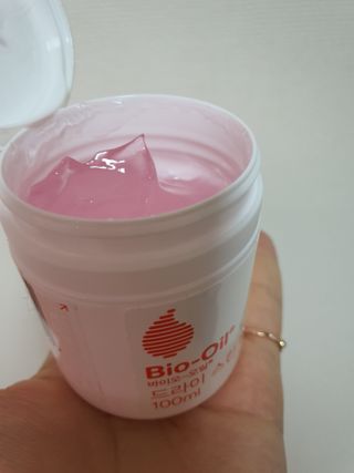 바이오오일 [바이오-오일] 드라이 스킨 젤 100ml — 4점을 준 리뷰어가 2021년 12월 올린 사용 사진