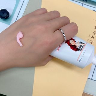 파시 FASCY 高保湿ハンドクリーム40ml+80ml セット — 5점을 준 리뷰어가 2021년 7월 올린 사용 사진