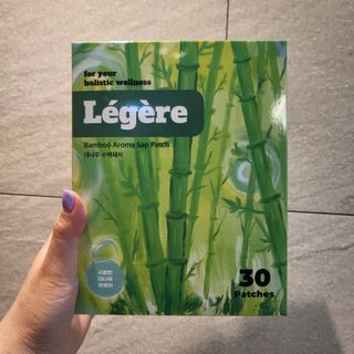 [레제르] 아로마 수액패치 발패치 30매입 -라벤더향/유칼립투스향/대나무향 — 5점을 준 리뷰어가 2022년 5월 올린 사용 사진