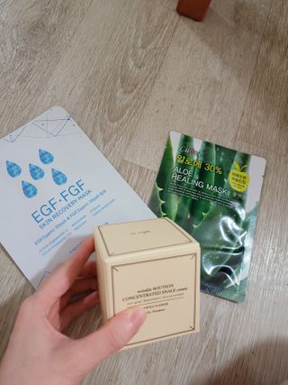 Dr.느루벗 느루벗 링클 솔루션 콘센트레이트 스네일 탄력 달팽이 크림 80g — 3점을 준 리뷰어가 2021년 3월 올린 사용 사진
