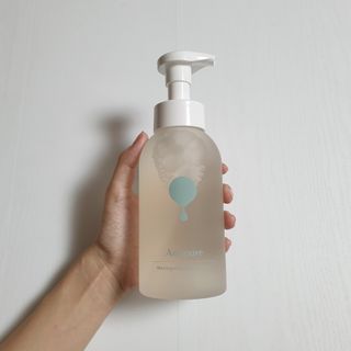 아미퓨어 [라이브] 피부장벽 강화를 위한 머랭 버블 클렌저 천연계면활성제로 온가족 사용가능 — 5점을 준 리뷰어가 2021년 7월 올린 사용 사진