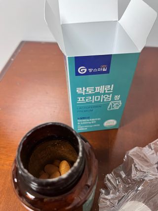 짱스마일 락토페린 프리미엄 정 1000ml x 60정 — 5점을 준 리뷰어가 2023년 1월 올린 사용 사진