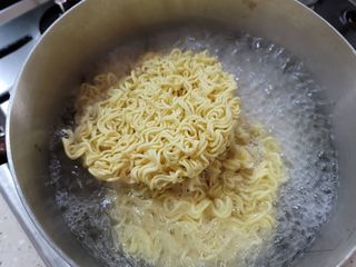 [풀무원] 자연은맛있다 정면, 백면, 홍면  세트 — 5점을 준 리뷰어가 2021년 4월 올린 사용 사진