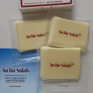 앙투어솔레 아일랜드 구워먹는 치즈 100 자연 치즈 와인안주 300g(100g x 3팩) — 5점을 준 리뷰어가 2022년 8월 올린 사용 사진