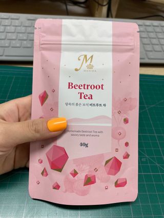 마시다 매혹적인 붉은 빛이 입안 가득히, 비트루트차 — 5점을 준 리뷰어가 2021년 5월 올린 사용 사진