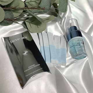 나우 [리브엠] 화해 1등 수분앰플 , 엑소코어 워터풀 텐션 앰플 — 5점을 준 리뷰어가 2023년 6월 올린 사용 사진