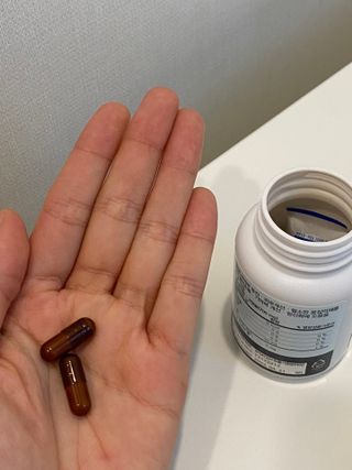 프리마인 홍삼의 강력한 에너지, 이제는 흡수율을 높인 최첨단 캡슐로 간편하게 초고속 충전하세요. — 5점을 준 리뷰어가 2022년 10월 올린 사용 사진