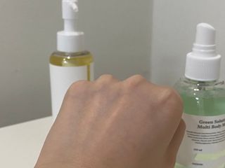 [녹산] 그린 솔루션 멀티 클렌징 오일 + 그린 솔루션 멀티 바디 미스트 — 5점을 준 리뷰어가 2022년 10월 올린 사용 사진