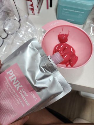 [유니프] 헤어 샤이니 핑크 컬러 트리트먼트 500g — 4점을 준 리뷰어가 2023년 11월 올린 사용 사진