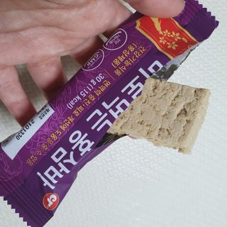 씨알푸드 건강기능식품 6년근 홍삼 함유, 바로먹는 홍삼바 30g 12개입 — 5점을 준 리뷰어가 2022년 3월 올린 사용 사진