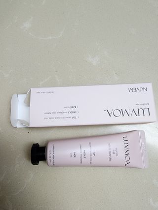 러브모아 향수 고체향수 승무원 고체향수 바르는 향수 니치향수 도손 우드세이지 앤 씨솔트 — 5점을 준 리뷰어가 2022년 11월 올린 사용 사진