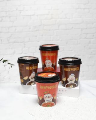 유비쿡 컵떡볶이 매운컵떡볶이2개/ 짜장컵떡볶이 2개  총 4개세트 — 5점을 준 리뷰어가 2021년 5월 올린 사용 사진
