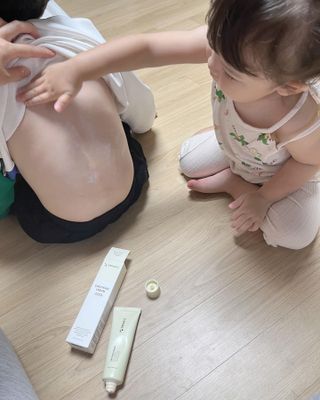 젠바이오 코스메틱스 젠바이오수딩크림]   가려운 피부 & 아토피 원픽 크림 — 5점을 준 리뷰어가 2022년 9월 올린 사용 사진