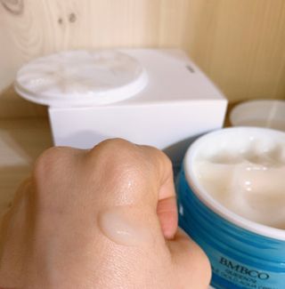 비엠비코 퀸79 노블 골드 아쿠아 크림 — 4.5점을 준 리뷰어가 2021년 1월 올린 사용 사진