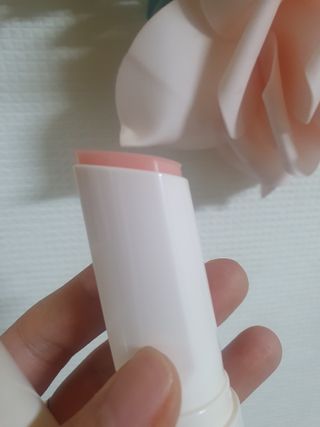 트윙클라 안티링클 샤이닝 멀티밤 — 5점을 준 리뷰어가 2022년 7월 올린 사용 사진