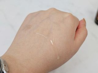 스킨큐어 산다화 비타민c 화이트닝 에센스 30ml — 4.5점을 준 리뷰어가 2023년 9월 올린 사용 사진