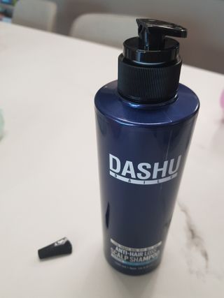 다슈코리아 다슈 데일리 단백질 한방 두피 골드 샴푸 500ml — 5점을 준 리뷰어가 2021년 1월 올린 사용 사진