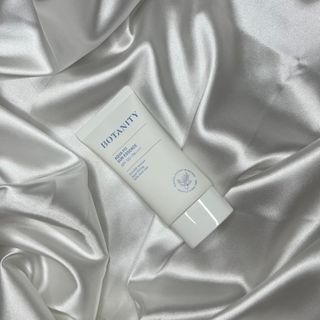 보타니티 촉촉수분자차 아쿠아핏 선 에센스 50ml + 보송톤업자차 징크 선 로션 50ml SPF50+ PA++++ (4/25) — 5점을 준 리뷰어가 2022년 4월 올린 사용 사진