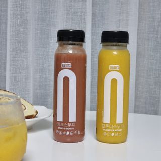 BLENDY'S 핑크 스무디+블론디 스무디 — 5점을 준 리뷰어가 2021년 9월 올린 사용 사진
