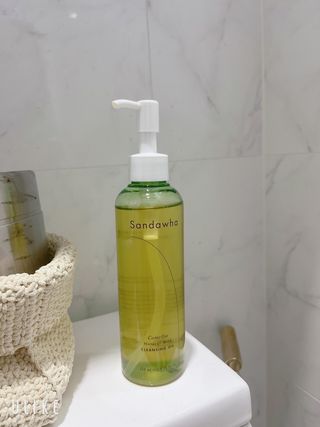 스킨큐어 산다화 순한 클렌징 동백 오일 200ml — 5점을 준 리뷰어가 2023년 3월 올린 사용 사진