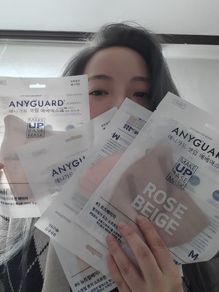 애니가드 셋업메베마스크 (대형 4컬러 + 중형 4컬러) — 5점을 준 리뷰어가 2022년 3월 올린 사용 사진