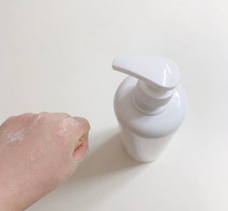 프리[닥터문] 유산균 락토케어 질경초 여성청결제 1000ml (젤타입) — 5점을 준 리뷰어가 2022년 6월 올린 사용 사진