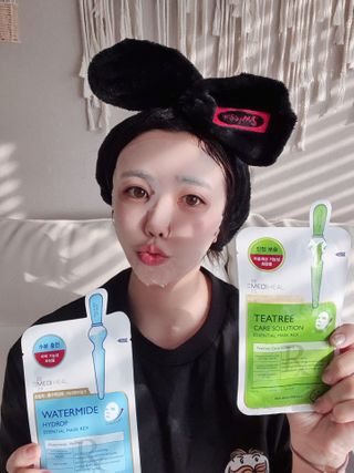 메디힐 올리브영 1등 마스크팩 워터마이드팩 2매 + 티트리팩 2매 기획세트 — 5점을 준 리뷰어가 2021년 3월 올린 사용 사진