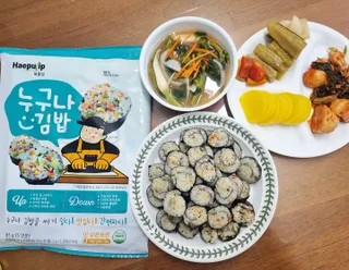 해풀잎 누구나 김밥*2ea [(혼합야채 35g *2ea,  김밥김 (10g, 2ea),  양념간장 (6g, 10ea), 참기름(5g, 4ea)] — 5점을 준 리뷰어가 2022년 6월 올린 사용 사진